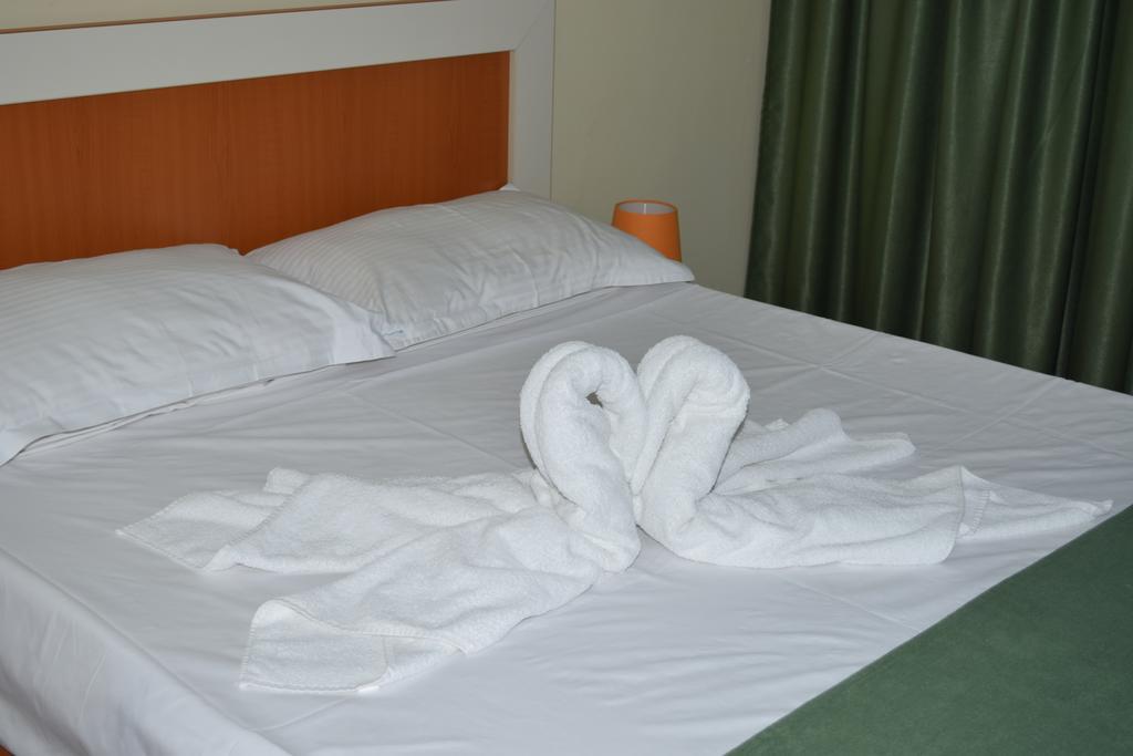 Hotel Cometa Jupiter Cameră foto